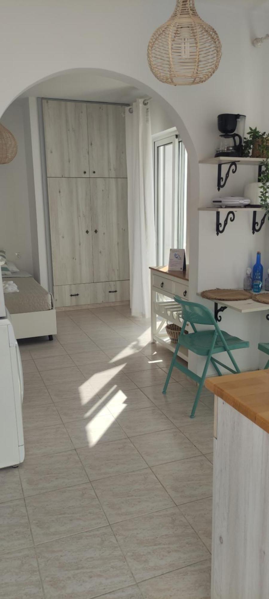 Nikos Studios Livadia  Kamer foto