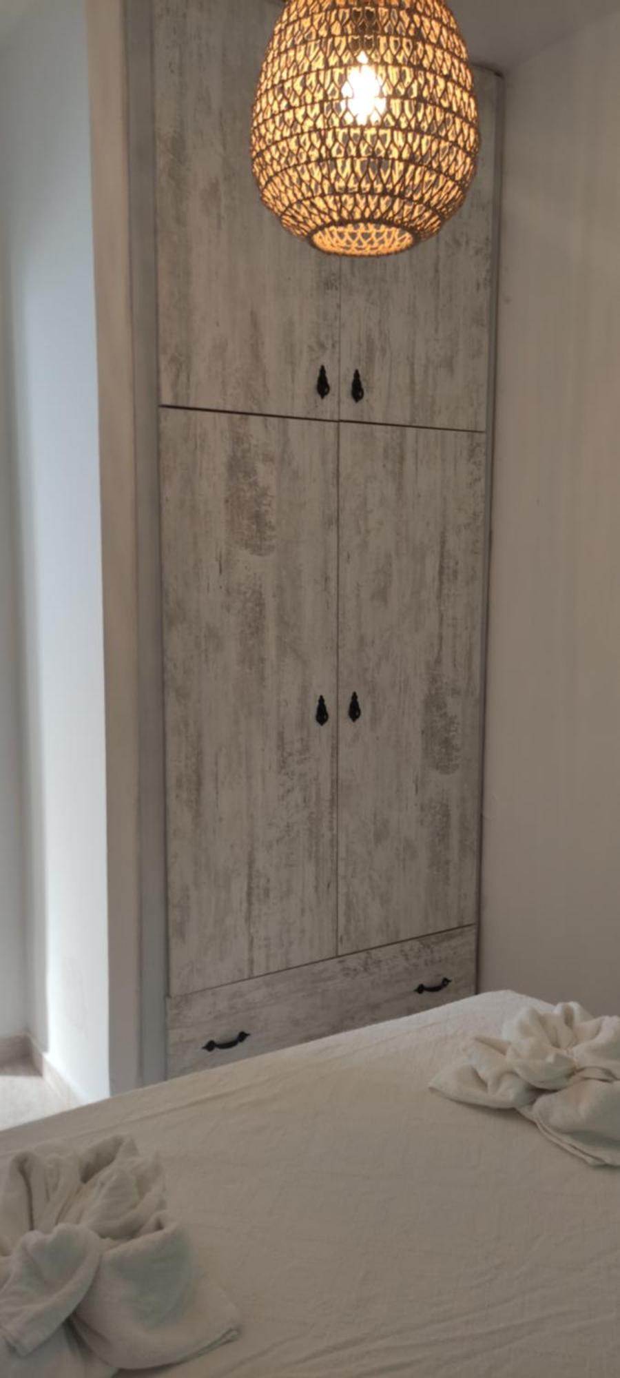 Nikos Studios Livadia  Kamer foto