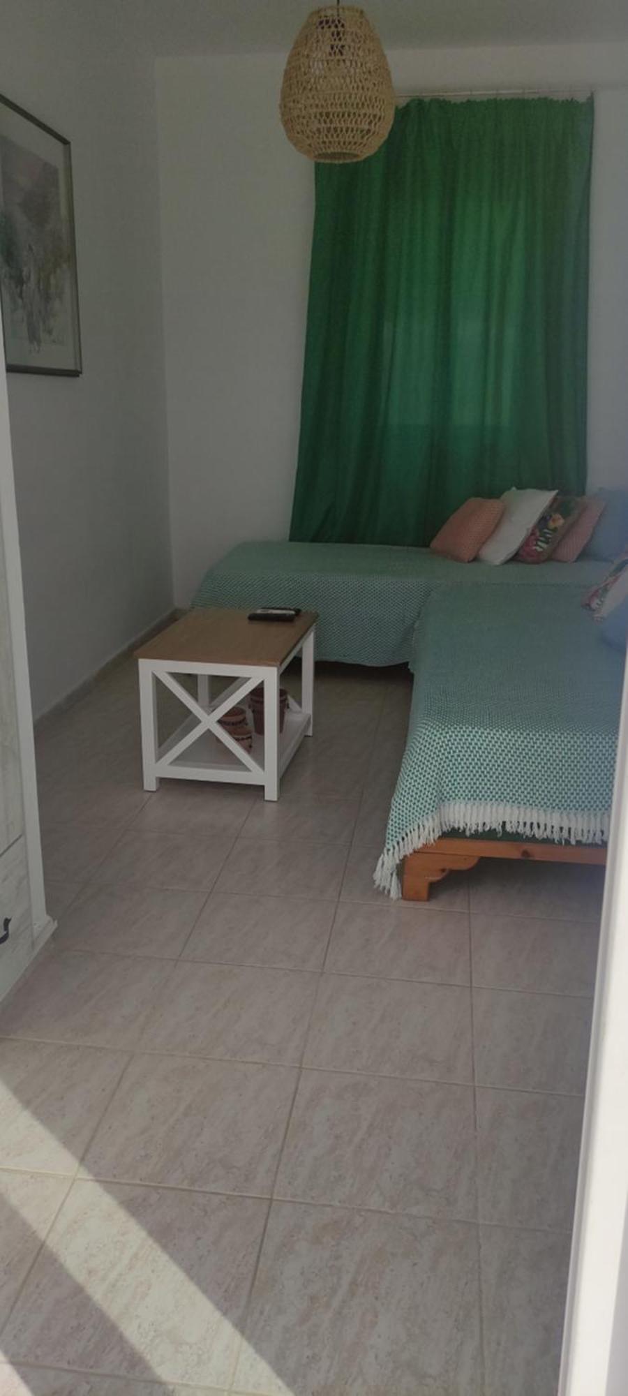 Nikos Studios Livadia  Kamer foto