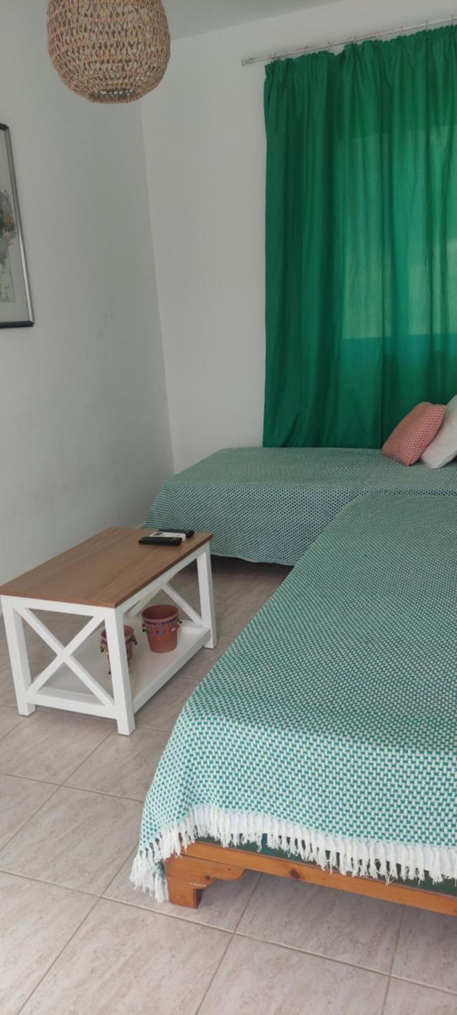 Nikos Studios Livadia  Kamer foto