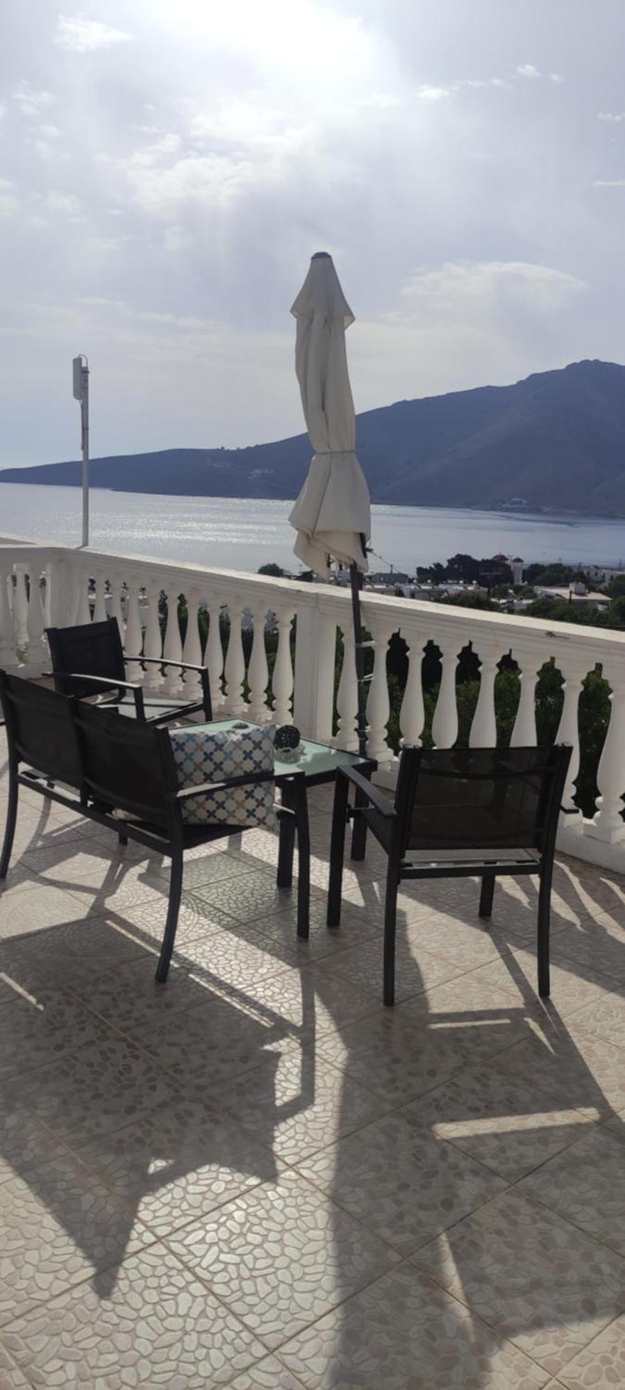 Nikos Studios Livadia  Kamer foto